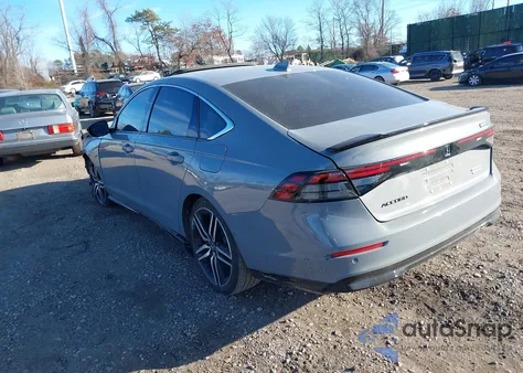 2025 Honda Accord Hybrid Touring z USA, uszkodzony, nr VIN 1HGCY2F8XSA004618